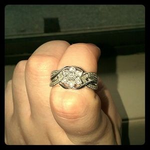 Genuine diamond ring